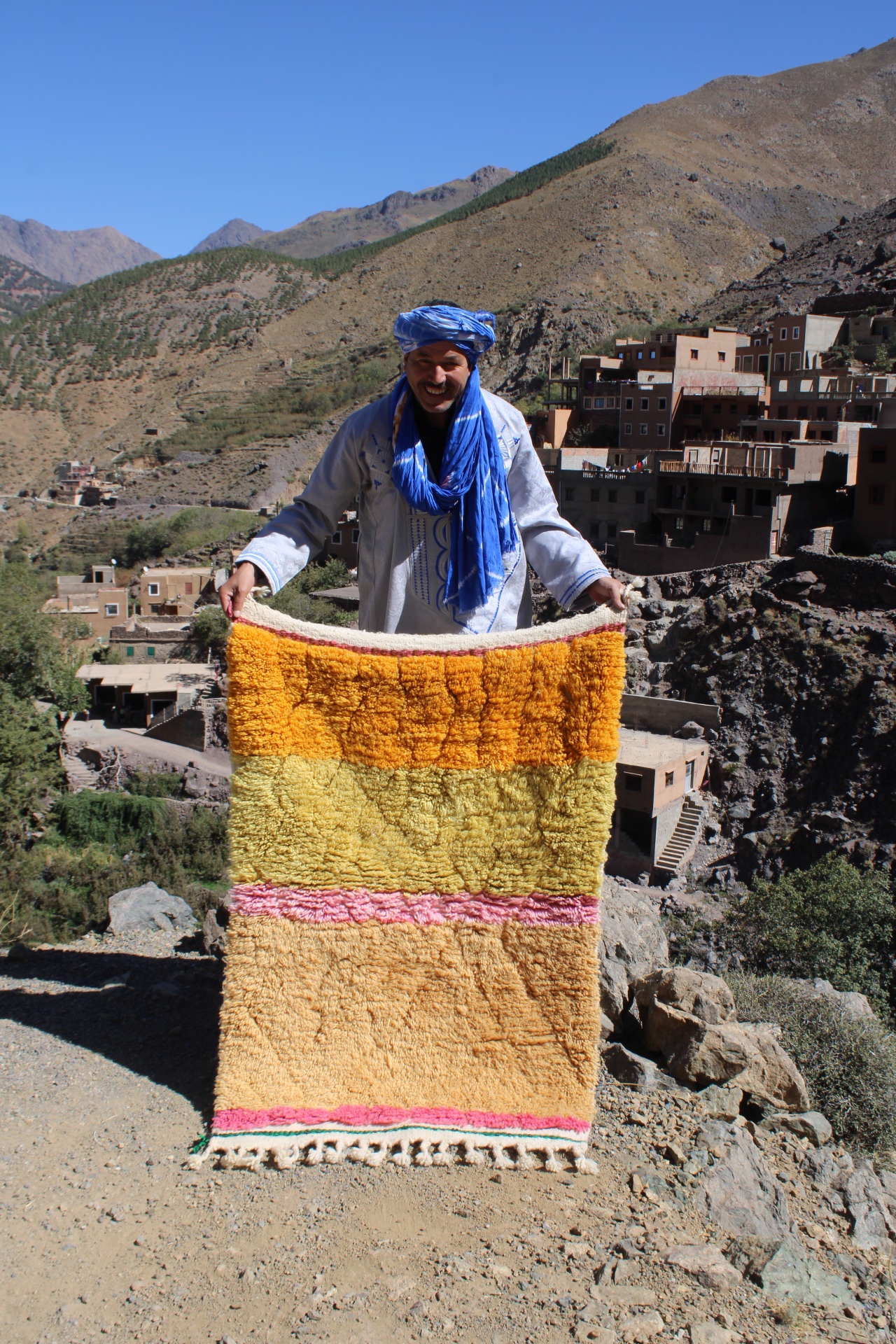 Handmade Moroccan Azilal Rug 150x100 cm – Colorful Berber Wool Carpet, Boho Tribal Decor