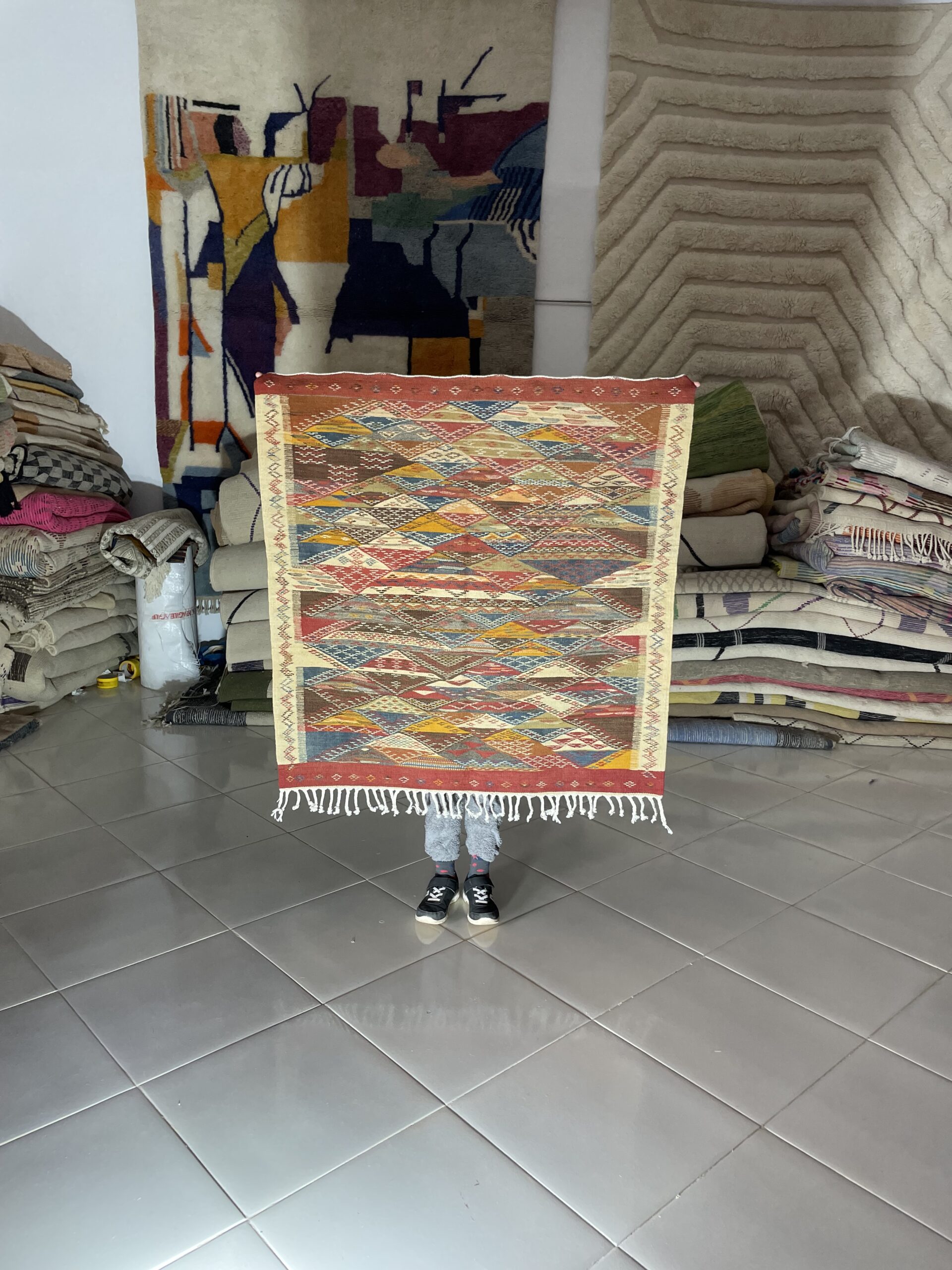 Picasso Abstract Berber Kilim – Square Moroccan Rug 100×100 cm (3.28×3.28 ft)