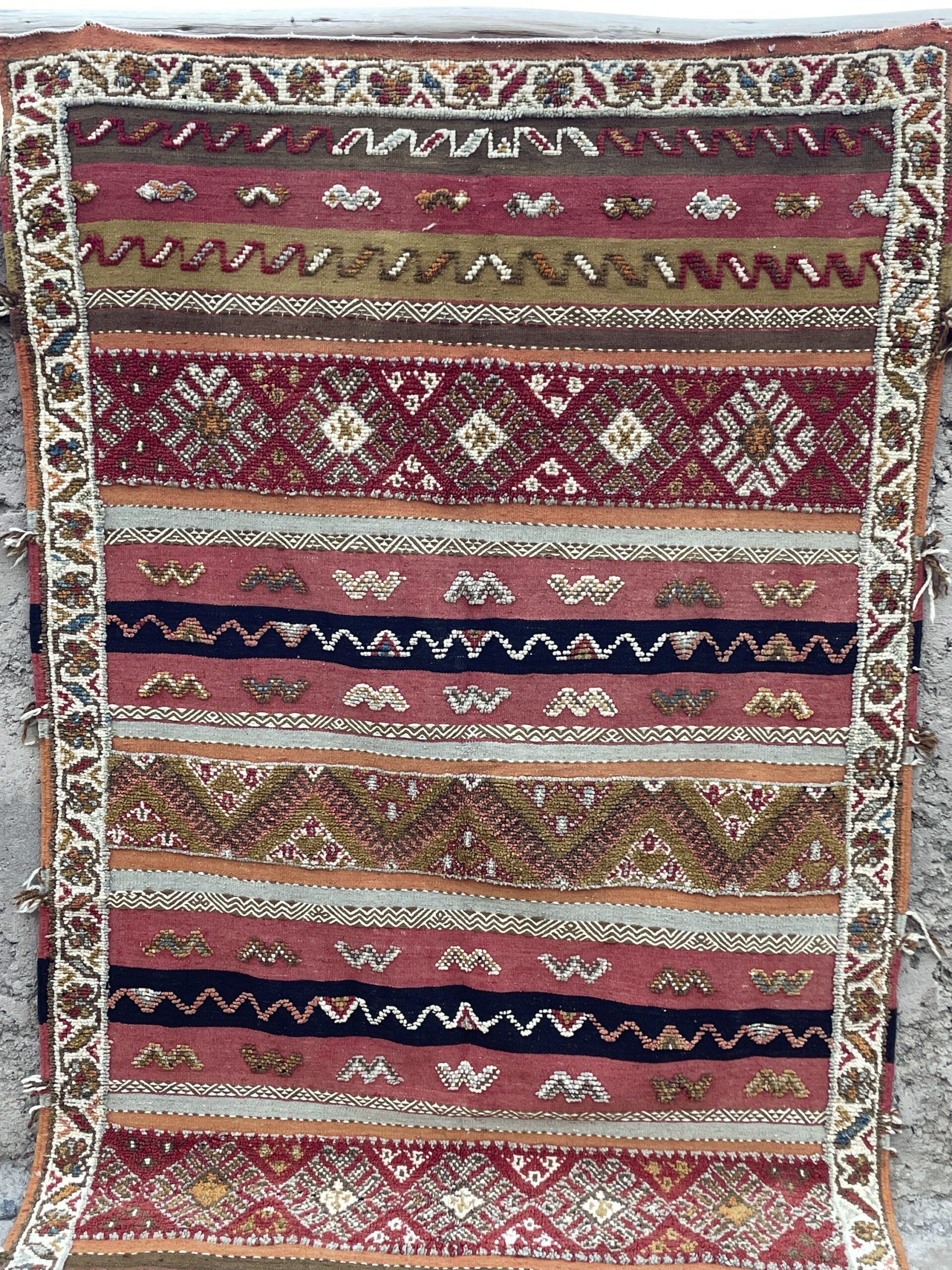 Handmade Glaoui Rug 249 x 147 cm (8'2" x 4'10") | Authentic Moroccan Timnay Weaving | Berber Tribal Wool Rug | Siroua Region | Ait Ouaghrda Artisan Hanbel - Image 13