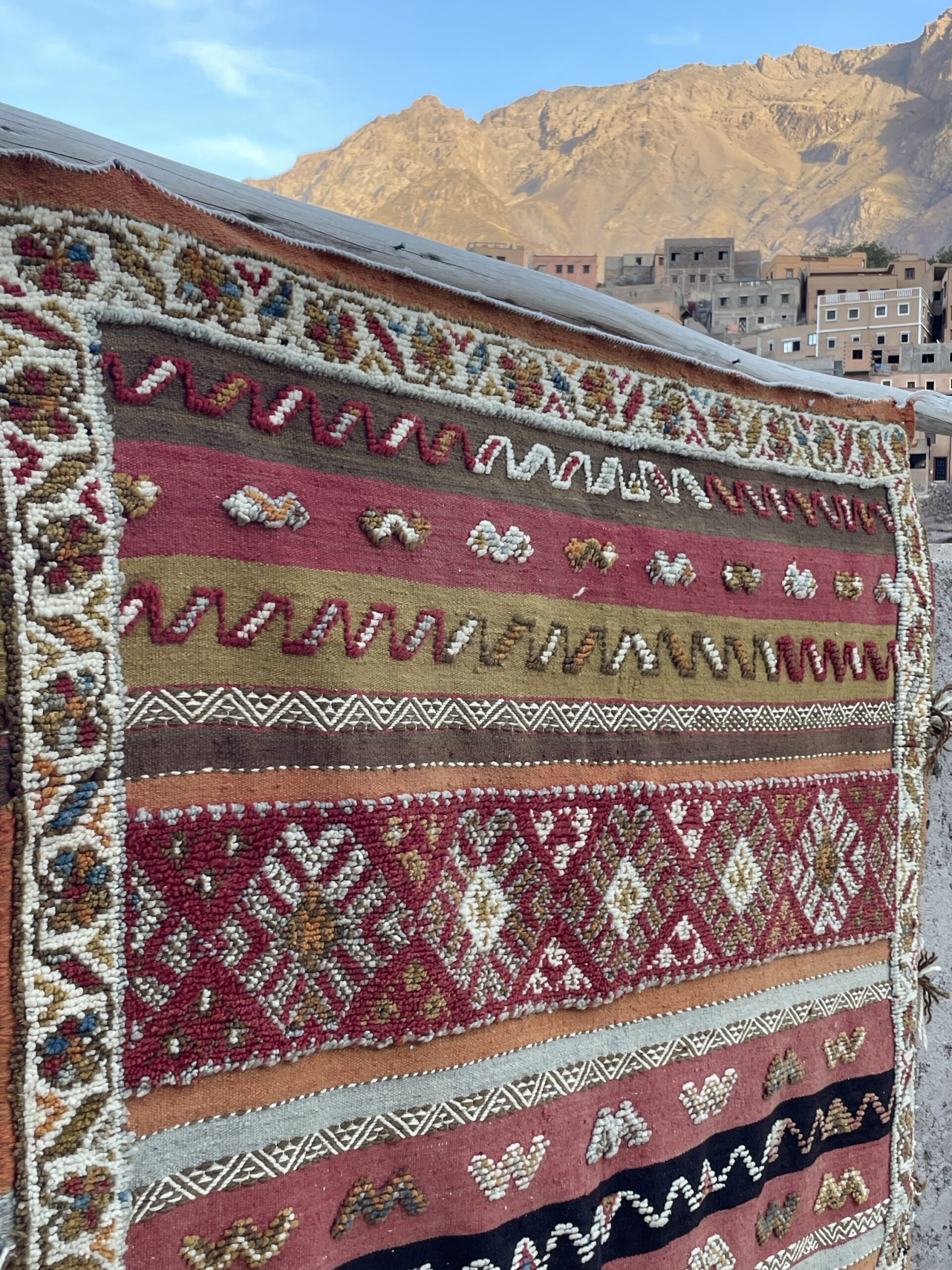 Handmade Glaoui Rug 249 x 147 cm (8'2" x 4'10") | Authentic Moroccan Timnay Weaving | Berber Tribal Wool Rug | Siroua Region | Ait Ouaghrda Artisan Hanbel - Image 16