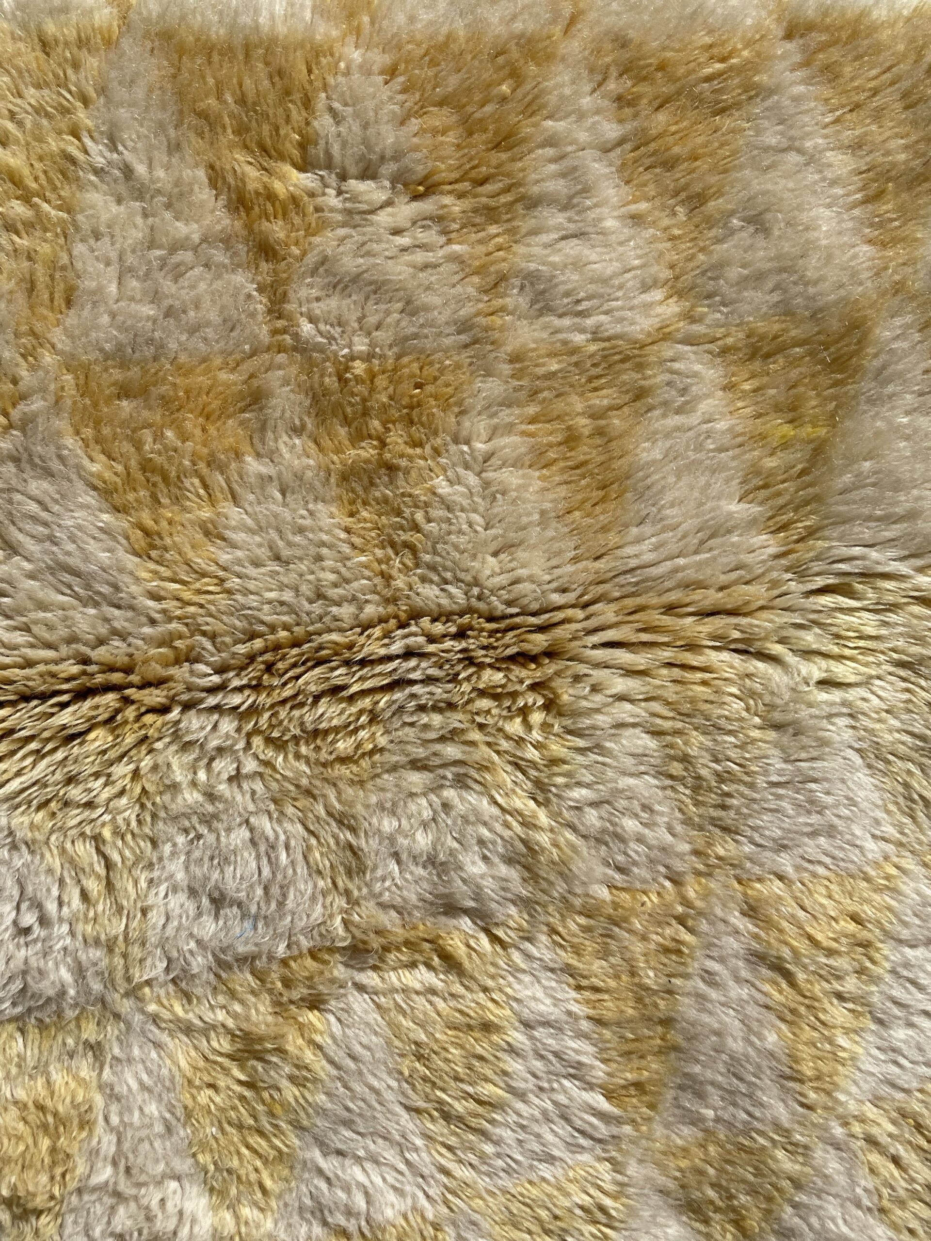 Yellow Beni Ourain Rug
Handwoven Moroccan Wool Rug
Geometric Berber Rug
Authentic Beni Ourain Carpet
Moroccan Shag Wool Area Rug
Yellow & Ivory Tribal Rug - Image 5