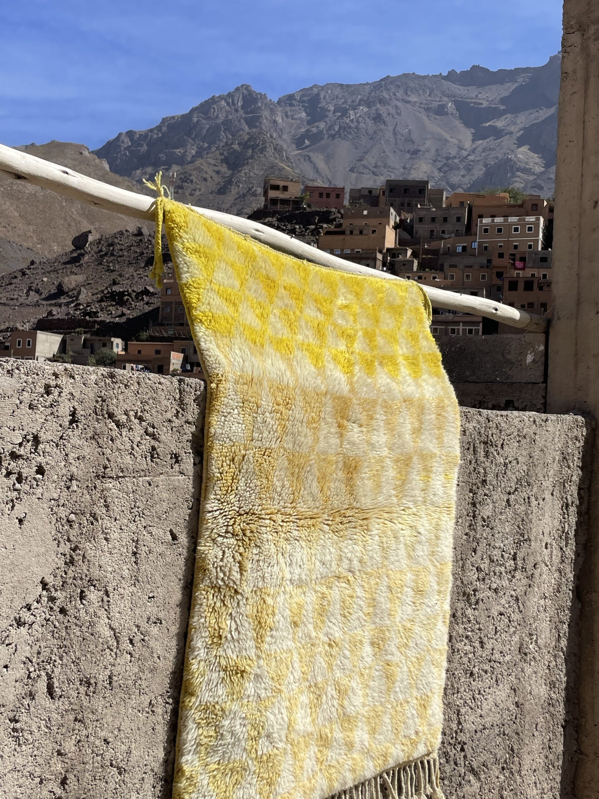 Yellow Beni Ourain Rug
Handwoven Moroccan Wool Rug
Geometric Berber Rug
Authentic Beni Ourain Carpet
Moroccan Shag Wool Area Rug
Yellow & Ivory Tribal Rug - Image 2
