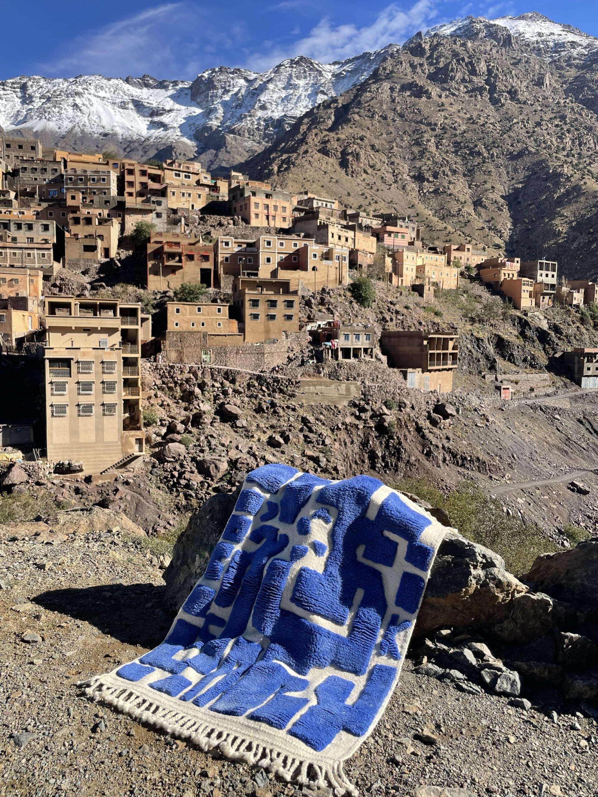 Handmade Beni Imlil Moroccan Rug – Blue & Cream Berber Wool Carpet (150 × 100 cm) - Image 9