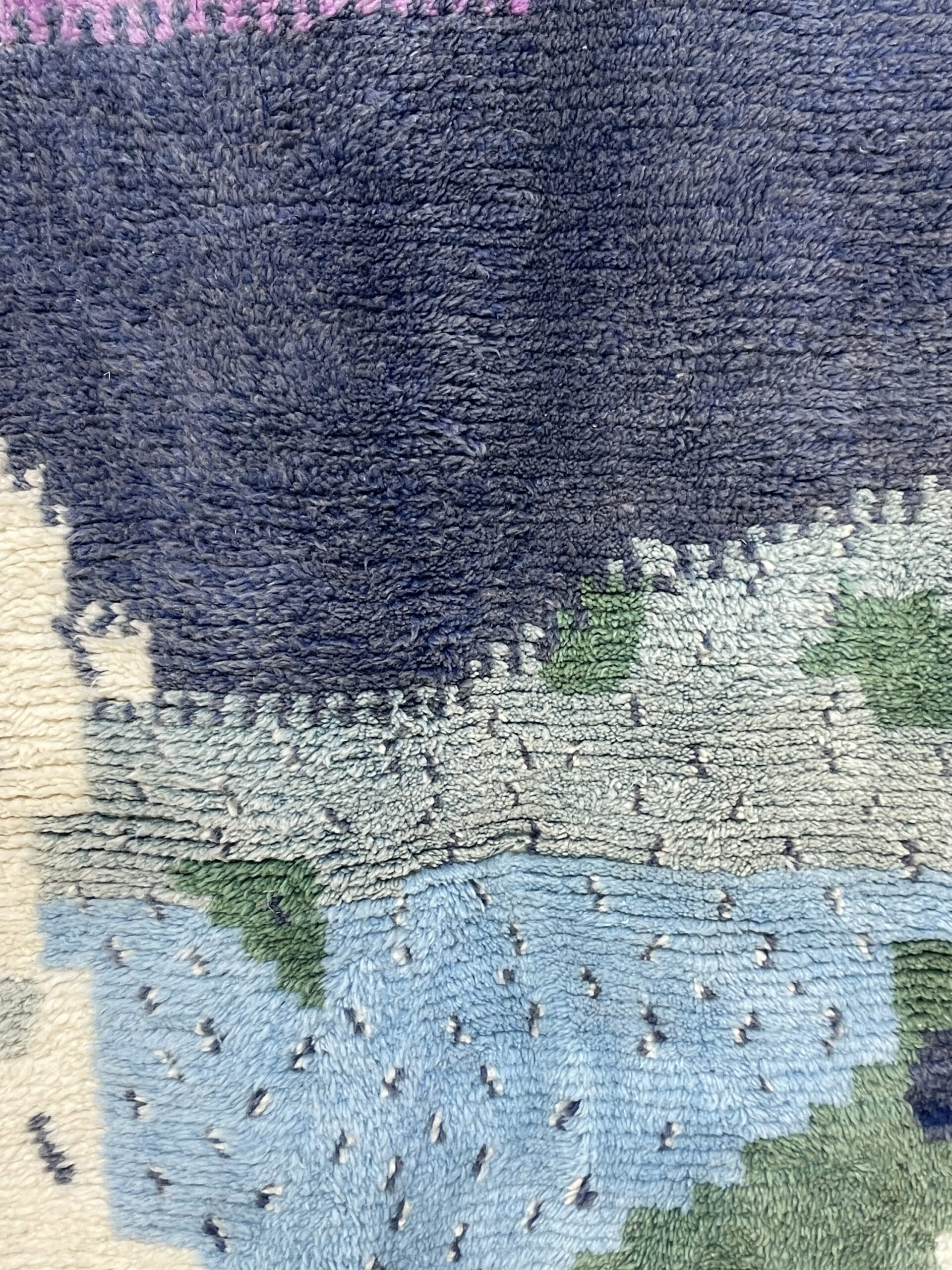 Authentic Beni Ourain Moroccan Rug – 190×130 cm (6.2 × 4.3 ft) – Handwoven Wool Berber Carpet - Image 4