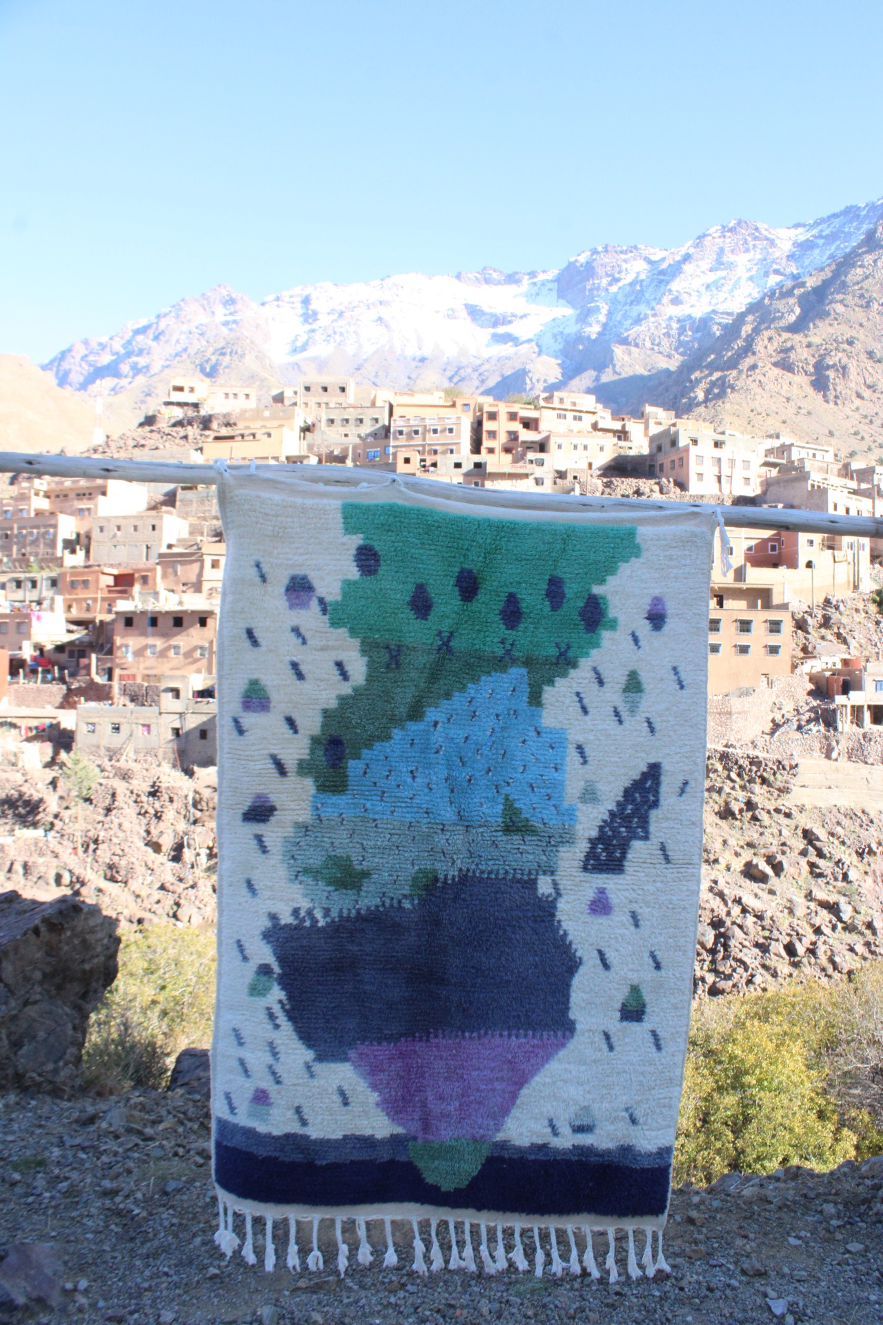 Authentic Beni Ourain Moroccan Rug – 190×130 cm (6.2 × 4.3 ft) – Handwoven Wool Berber Carpet - Image 2