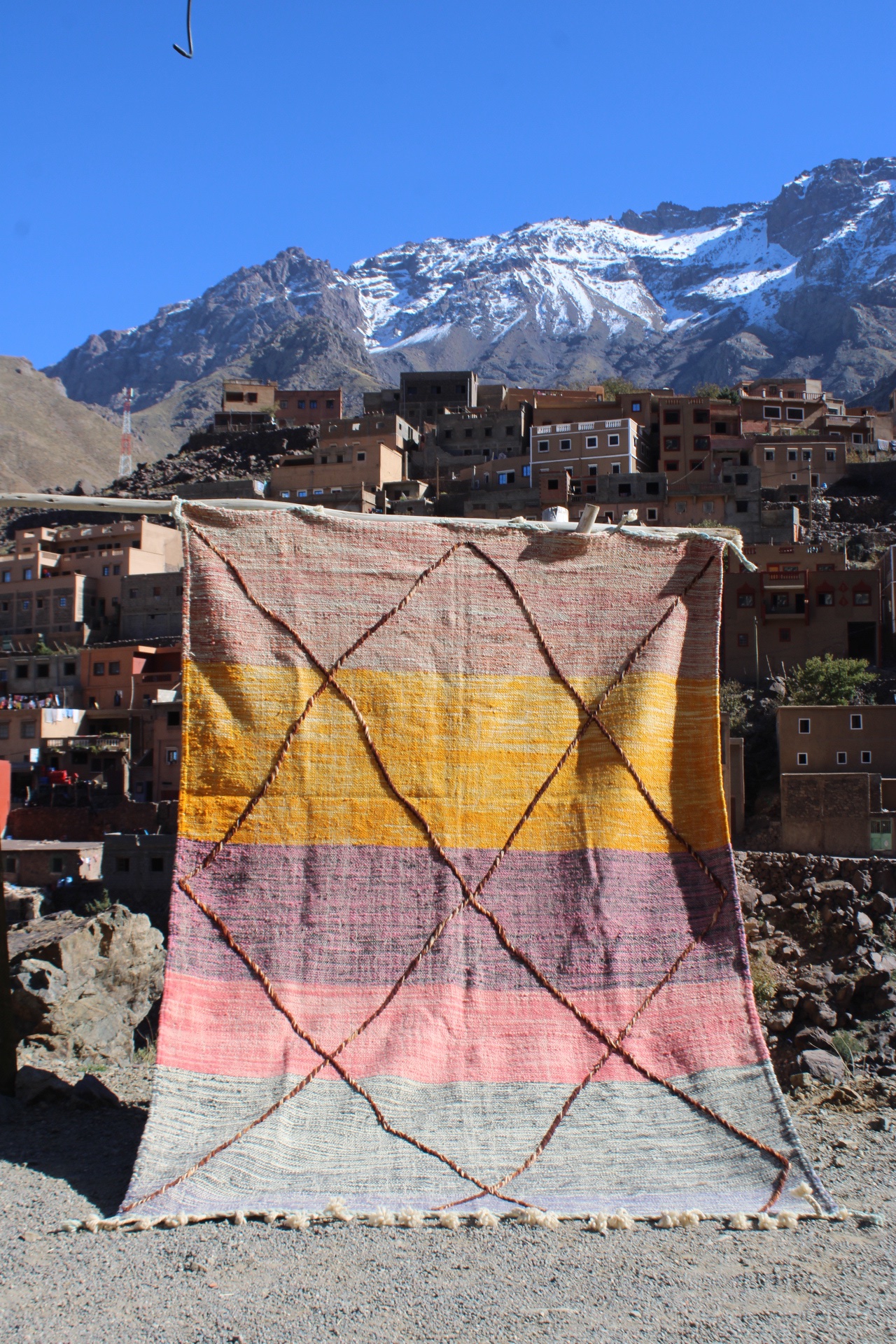 Handwoven Moroccan Hanbal – 3×2 cm (9.9x6.6 ft) – Authentic Berber Flatweave Rug - Image 3