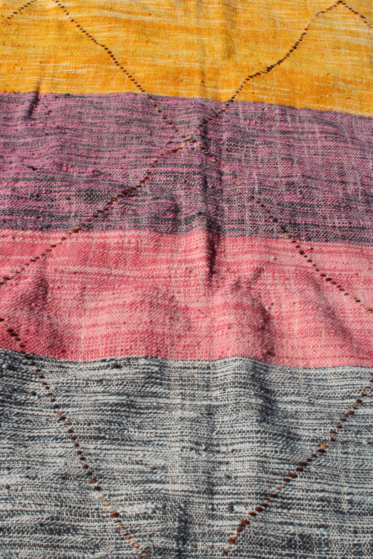 Handwoven Moroccan Hanbal – 3×2 cm (9.9x6.6 ft) – Authentic Berber Flatweave Rug - Image 5