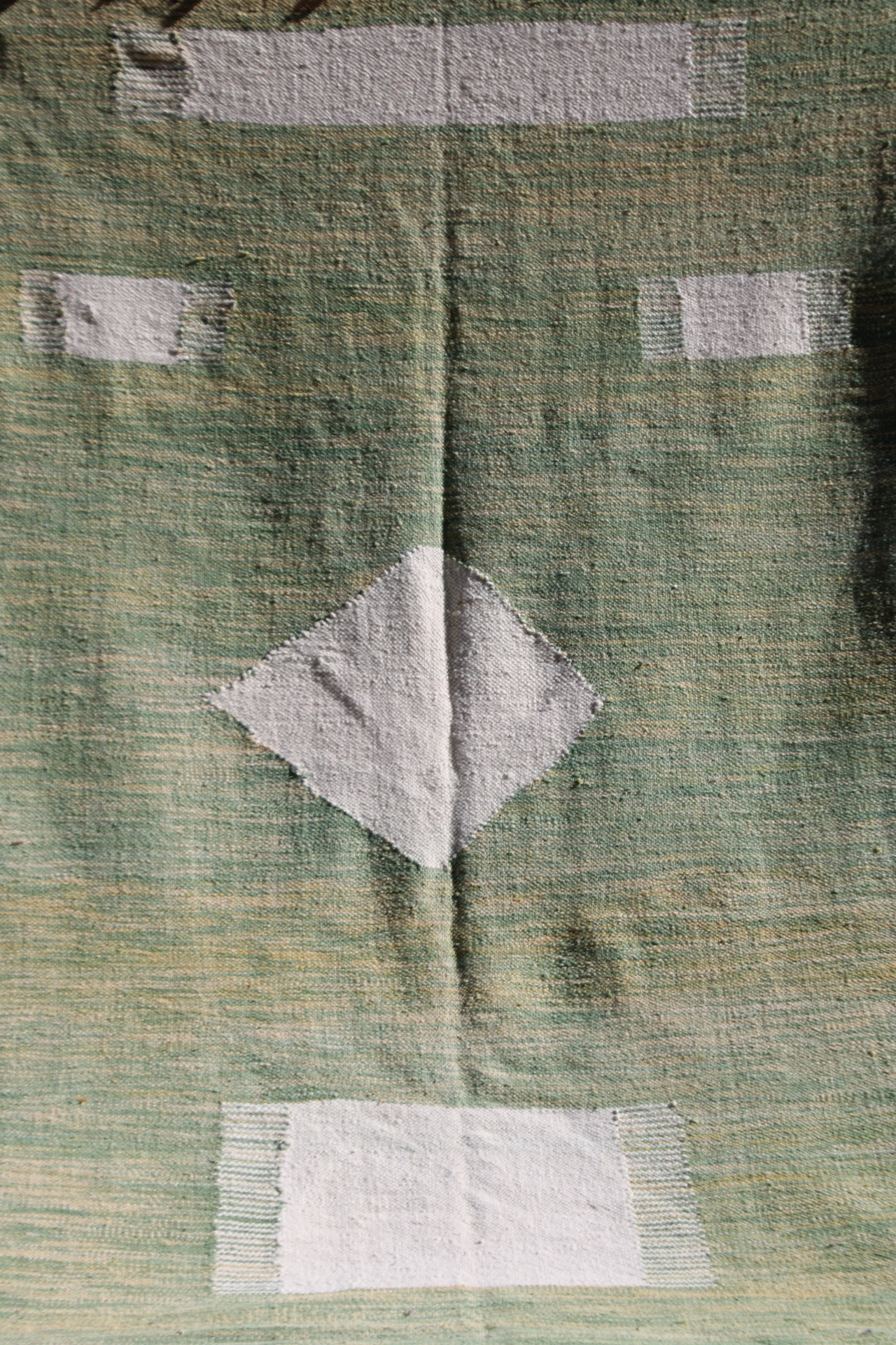 Handwoven Moroccan Hanbal – 300×200 cm (9.8×6.5 ft) – Authentic Berber Flatweave Rug - Image 7