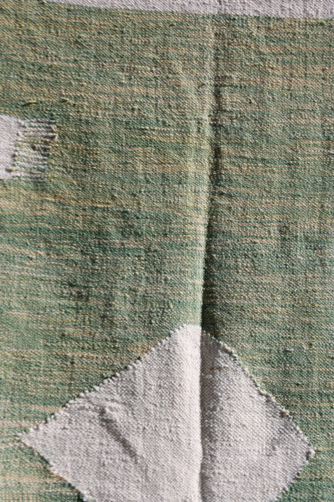 Handwoven Moroccan Hanbal – 300×200 cm (9.8×6.5 ft) – Authentic Berber Flatweave Rug - Image 8