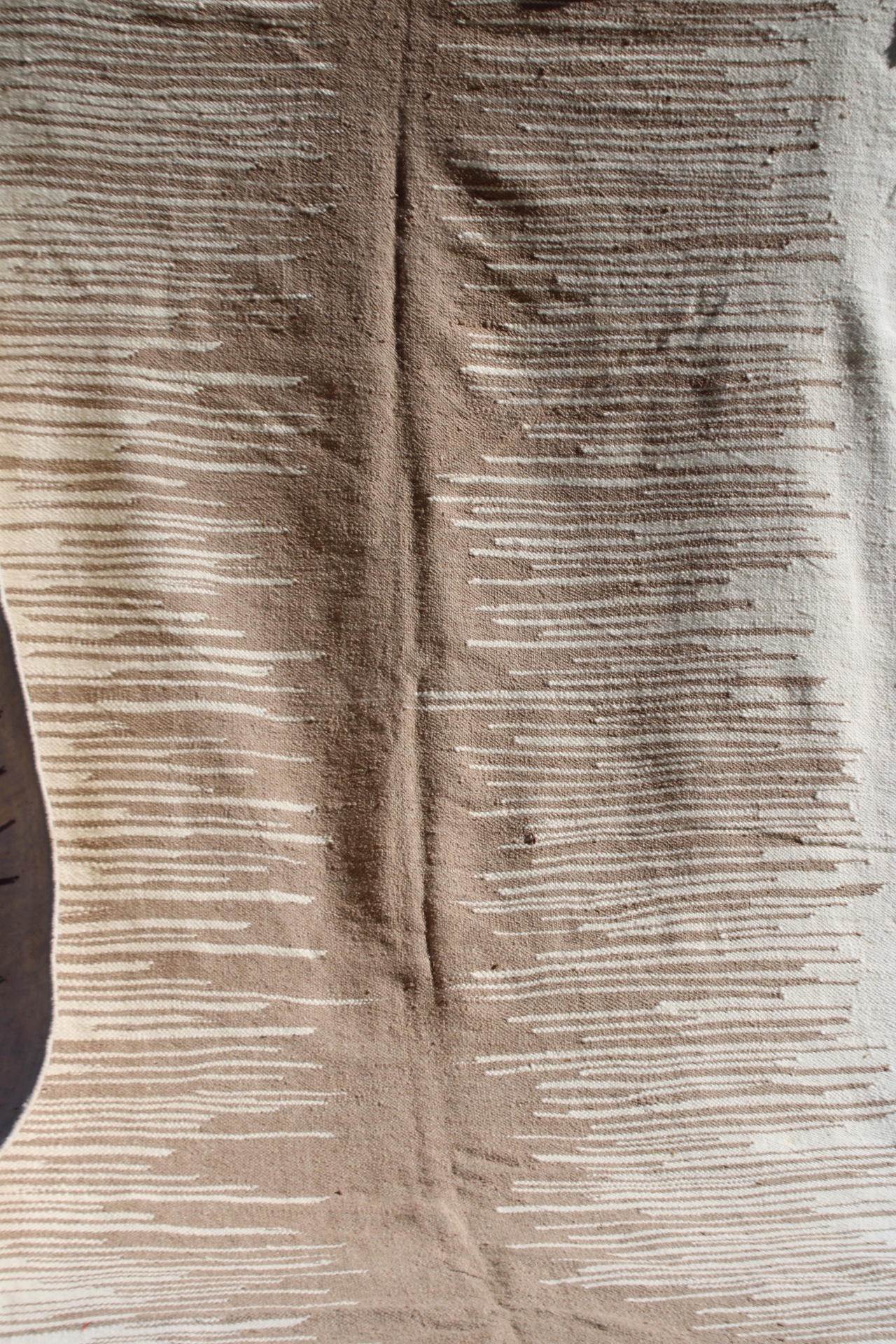 Handwoven Moroccan Berber Rug – 300×200 cm (9.8×6.5 ft) – Neutral Beige & Cream Wool Carpet - Image 6