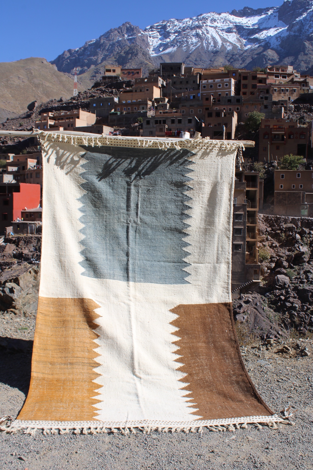 Handwoven Moroccan Berber Rug – 300×200 cm (9.8×6.5 ft) – Geometric Wool Carpet in Blue & Terracotta - Image 2