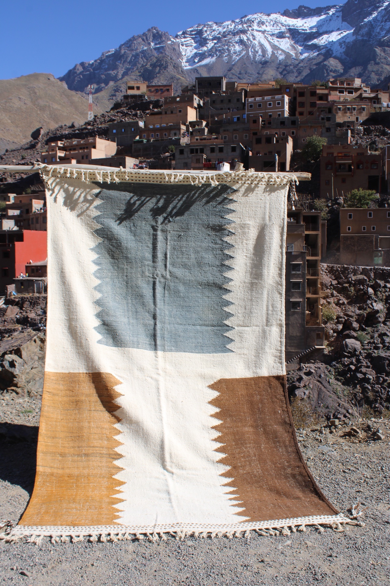 Handwoven Moroccan Berber Rug – 300×200 cm (9.8×6.5 ft) – Geometric Wool Carpet in Blue & Terracotta - Image 5