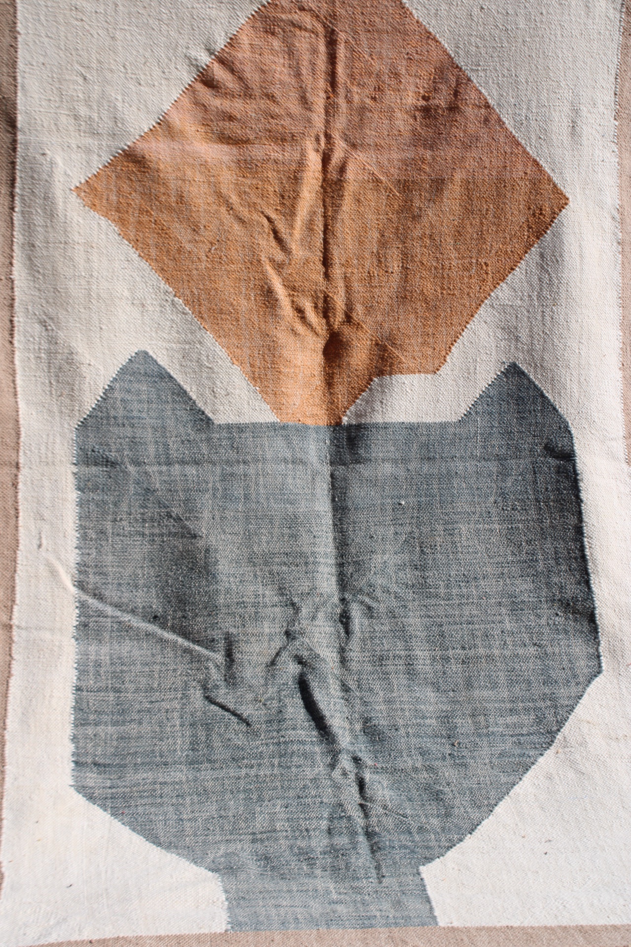 Zanafi Moroccan Carpet 300×200 cm (9.8×6.5 ft) – Handmade Wool Rug with Terracotta & Blue Geometric Design - Image 7