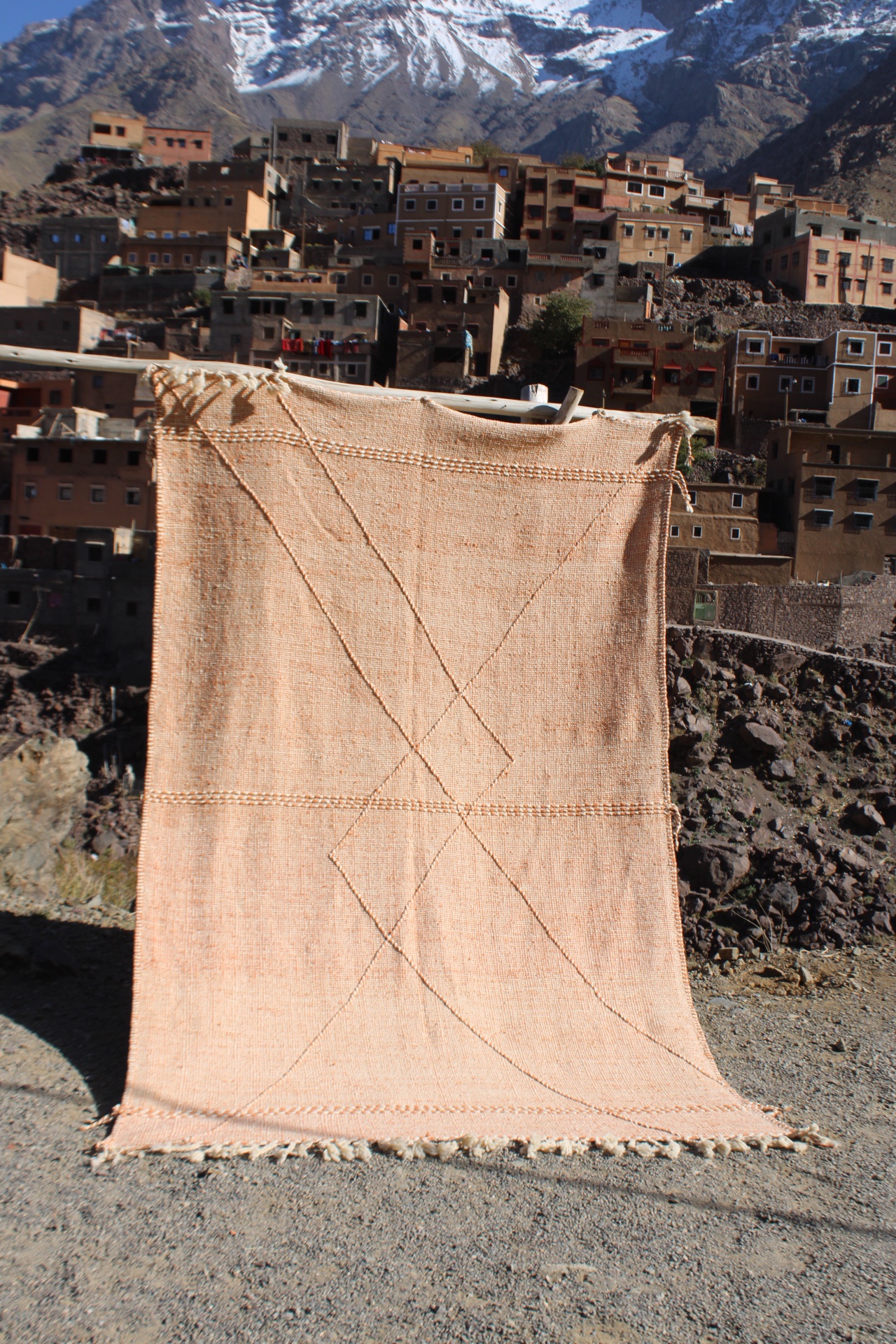 zanafi, zanafi carpet, zanafi rug, moroccan rug, moroccan carpet, berber rug, handmade rug, handwoven rug, atlas mountains rug, wool rug, tribal rug, geometric rug, boho rug, bohemian decor, artisanal moroccan rug, authentic moroccan craftsmanship, flatwoven rug, 300x200 cm rug, 9.8x6.5 ft rug, large moroccan rug