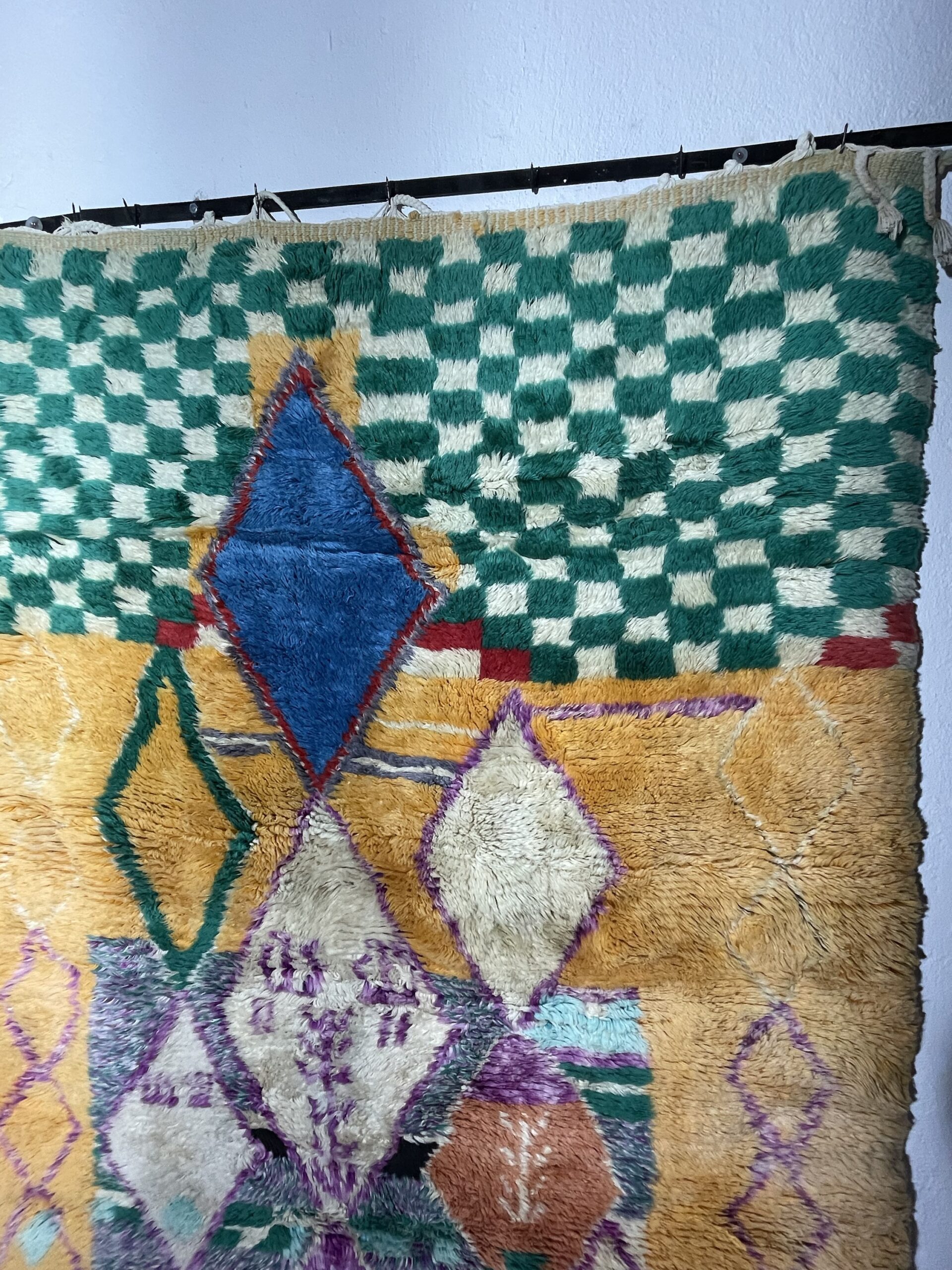 Azilal Handmade Moroccan Rug – 200x150 cm (6.5 ft x 5 ft) – Vintage Berber Wool Carpet - Image 8